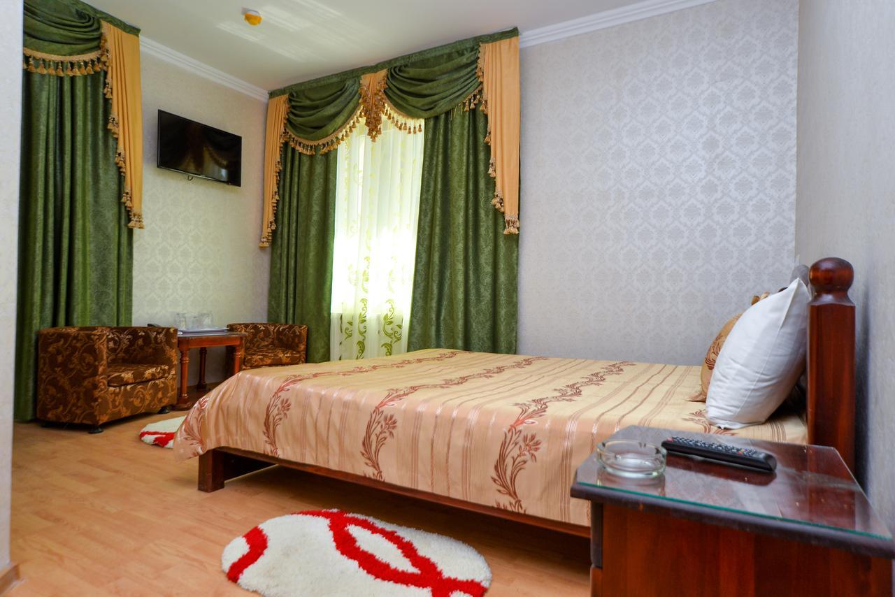 Hotel Edy'S Royal Predeal Zewnętrze zdjęcie