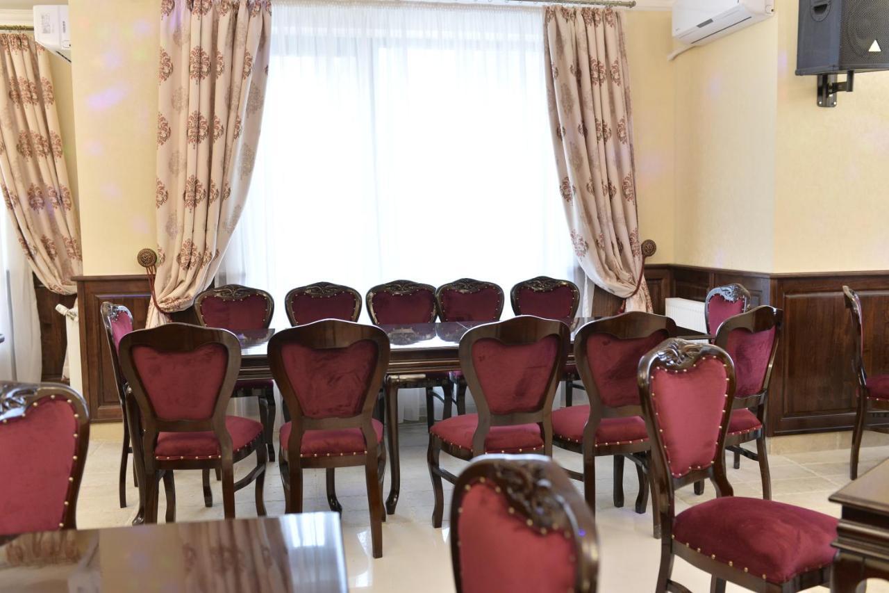 Hotel Edy'S Royal Predeal Zewnętrze zdjęcie