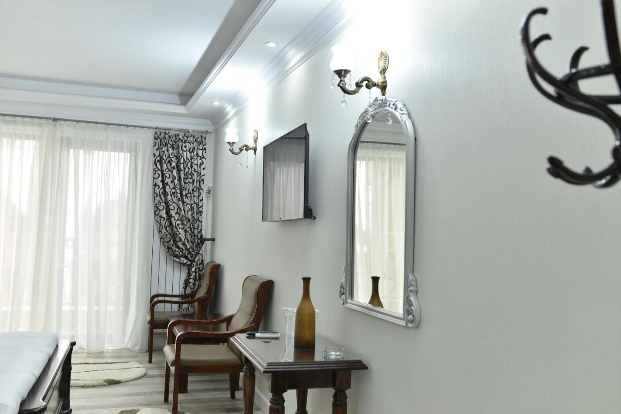 Hotel Edy'S Royal Predeal Zewnętrze zdjęcie