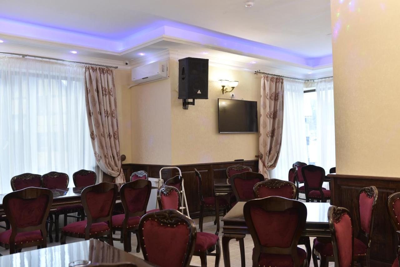 Hotel Edy'S Royal Predeal Zewnętrze zdjęcie